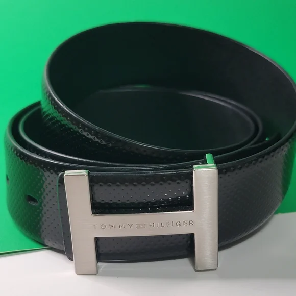 Tommy Hilfiger Genuine Leather Mens Belt Black with Silver Buckle - Picture 2 of 8